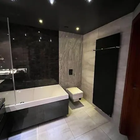 Krawiecka 3 - New York Style - City Center - Parking Place Апартаменты Вроцлав